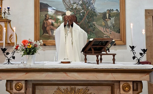 Mois du Rosaire : messe des jeudis d'octobre à la chapelle d'Ainhoa